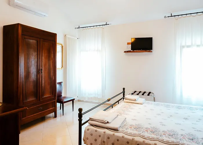 Borgo Tarapino Campagna Gasthof