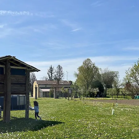 Borgo Tarapino Campagna Gæstehus