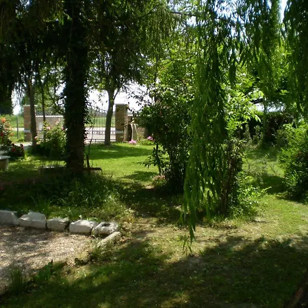 Gæstehus Borgo Tarapino Campagna 3*
