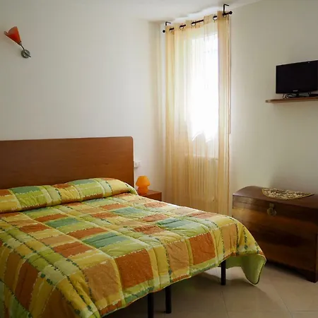 Borgo Tarapino Guest house *