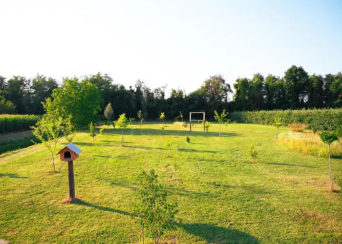 Borgo Tarapino Campagna 3* פררה